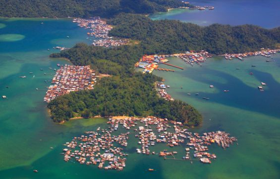 Gaya Island 